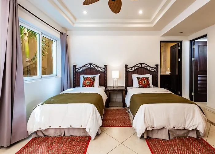Apartamento Luxury 3br Appt, Center, 2 Min To Beach, Hi-speed Wifi *