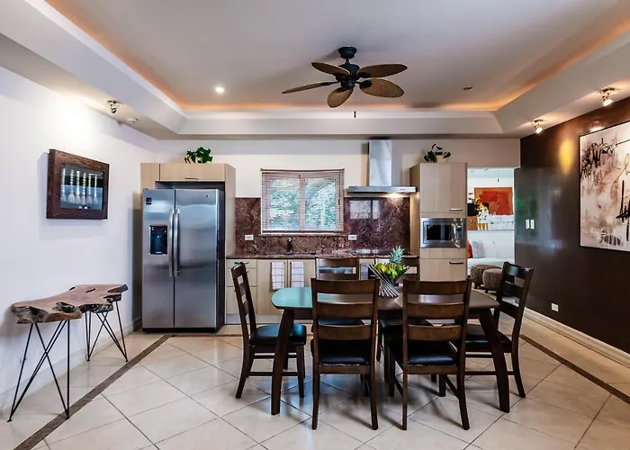 Apartamento Luxury 3br Appt, Center, 2 Min To Beach, Hi-speed Wifi