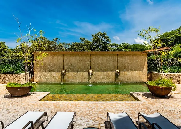 Apartamento Luxury 3br Appt, Center, 2 Min To Beach, Hi-speed Wifi Tamarindo